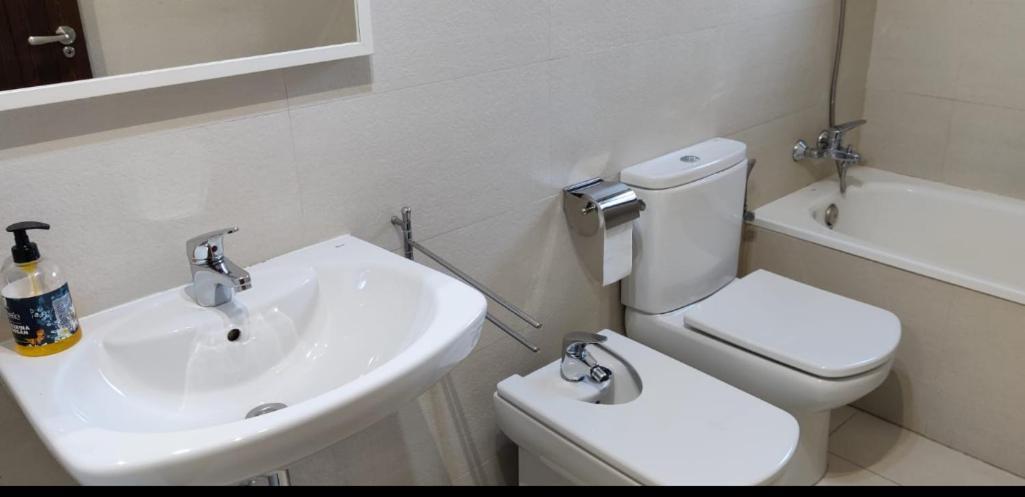 דירות בנאסקה Check-In Casas Labert מראה חיצוני תמונה
