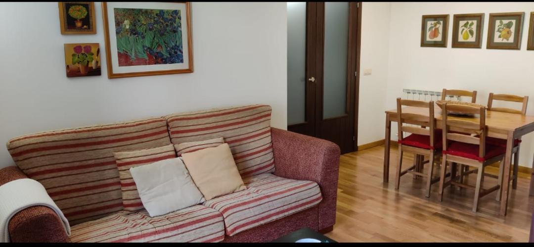 דירות בנאסקה Check-In Casas Labert מראה חיצוני תמונה
